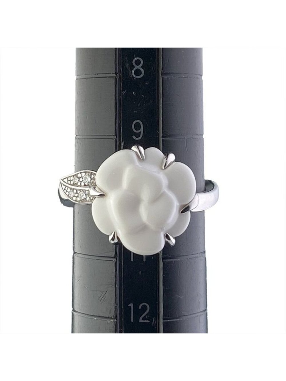 Chanel Camellia Camelia Ring - Picture 8 of 9